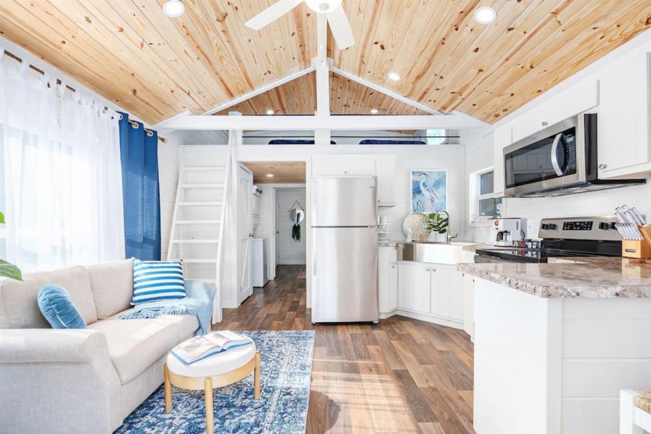 4 Heron Haus, Luxury Tiny House, Pet Friendly, Mins To Downtown Гънтърсвил Екстериор снимка