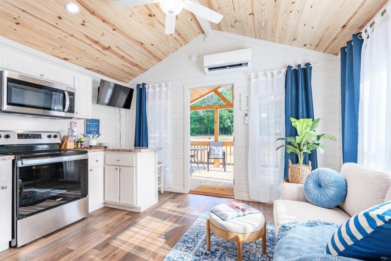 4 Heron Haus, Luxury Tiny House, Pet Friendly, Mins To Downtown Гънтърсвил Екстериор снимка
