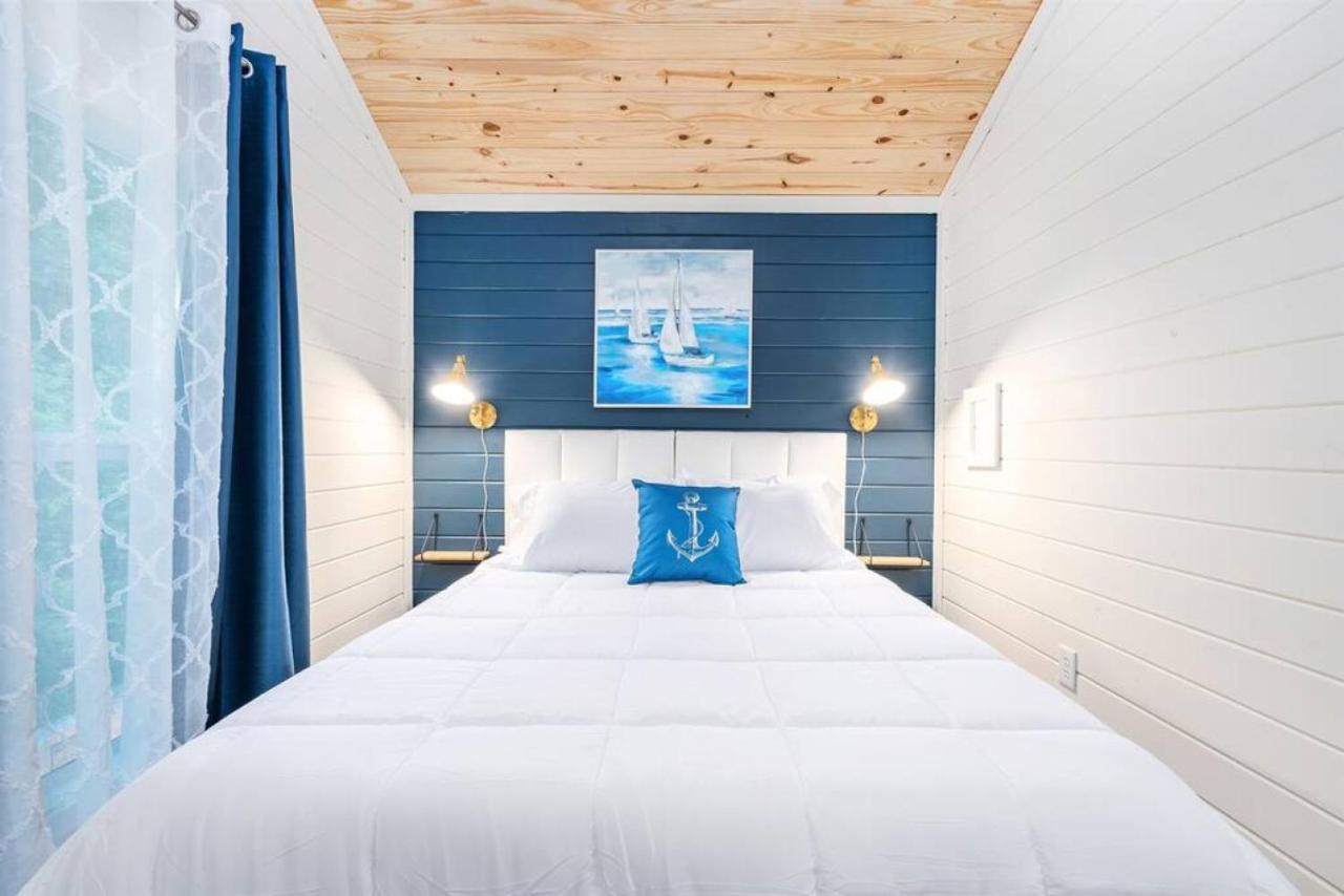 4 Heron Haus, Luxury Tiny House, Pet Friendly, Mins To Downtown Гънтърсвил Екстериор снимка